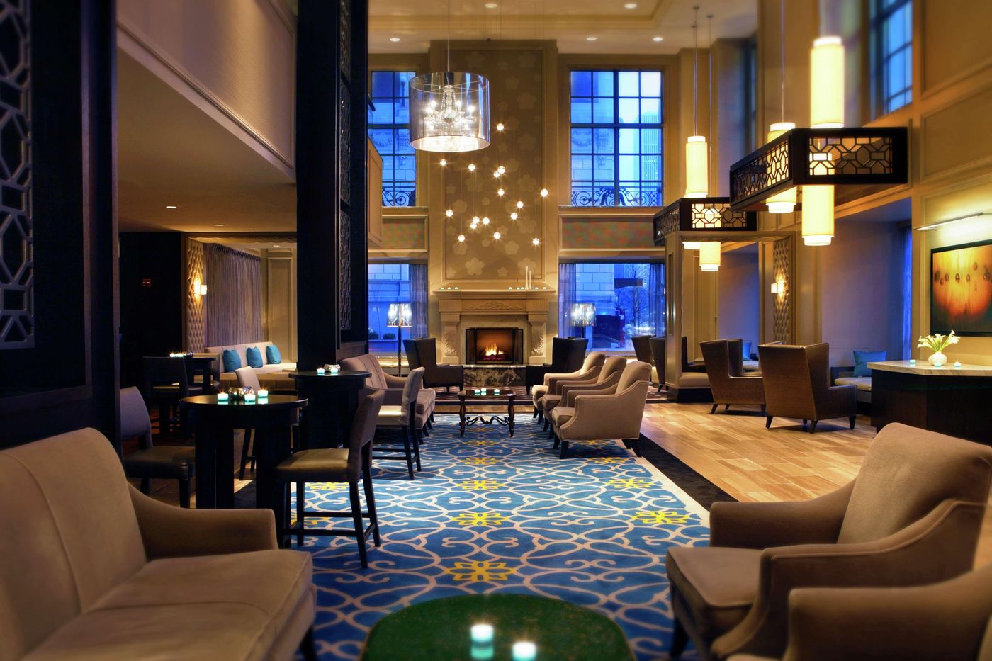 Hilton Chicago - United States - CHICAGO - Bar - 6