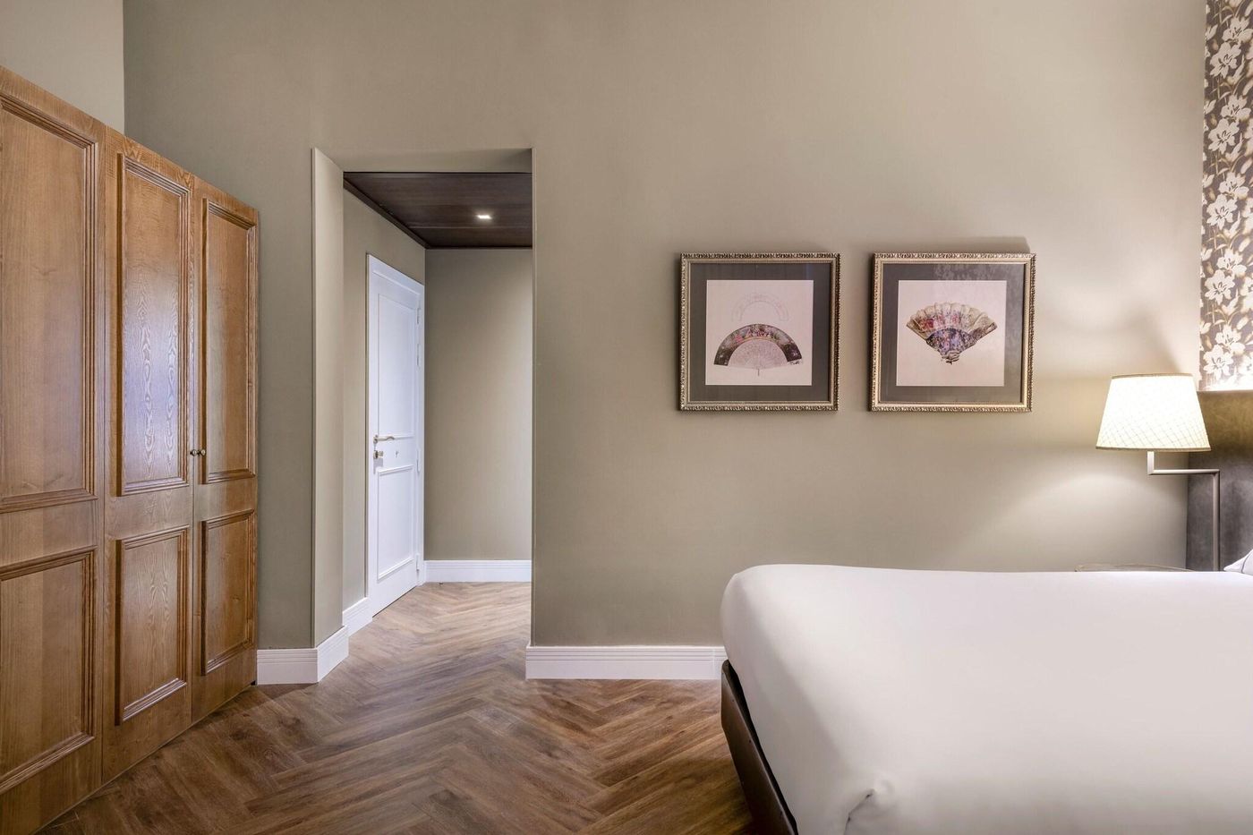 AC-Hotel-Palacio-del-Retiro-Autograph-Collection-Room-55