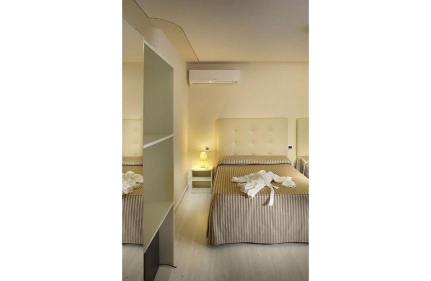 Hotel-Ariston---Spa-Room-46