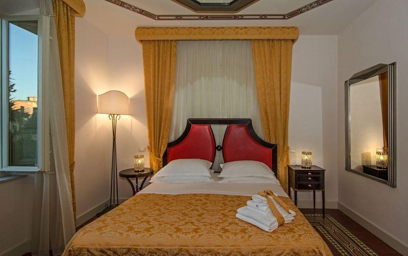 Lucca-in-Azzurro-Maison-de-Charme-Room-4