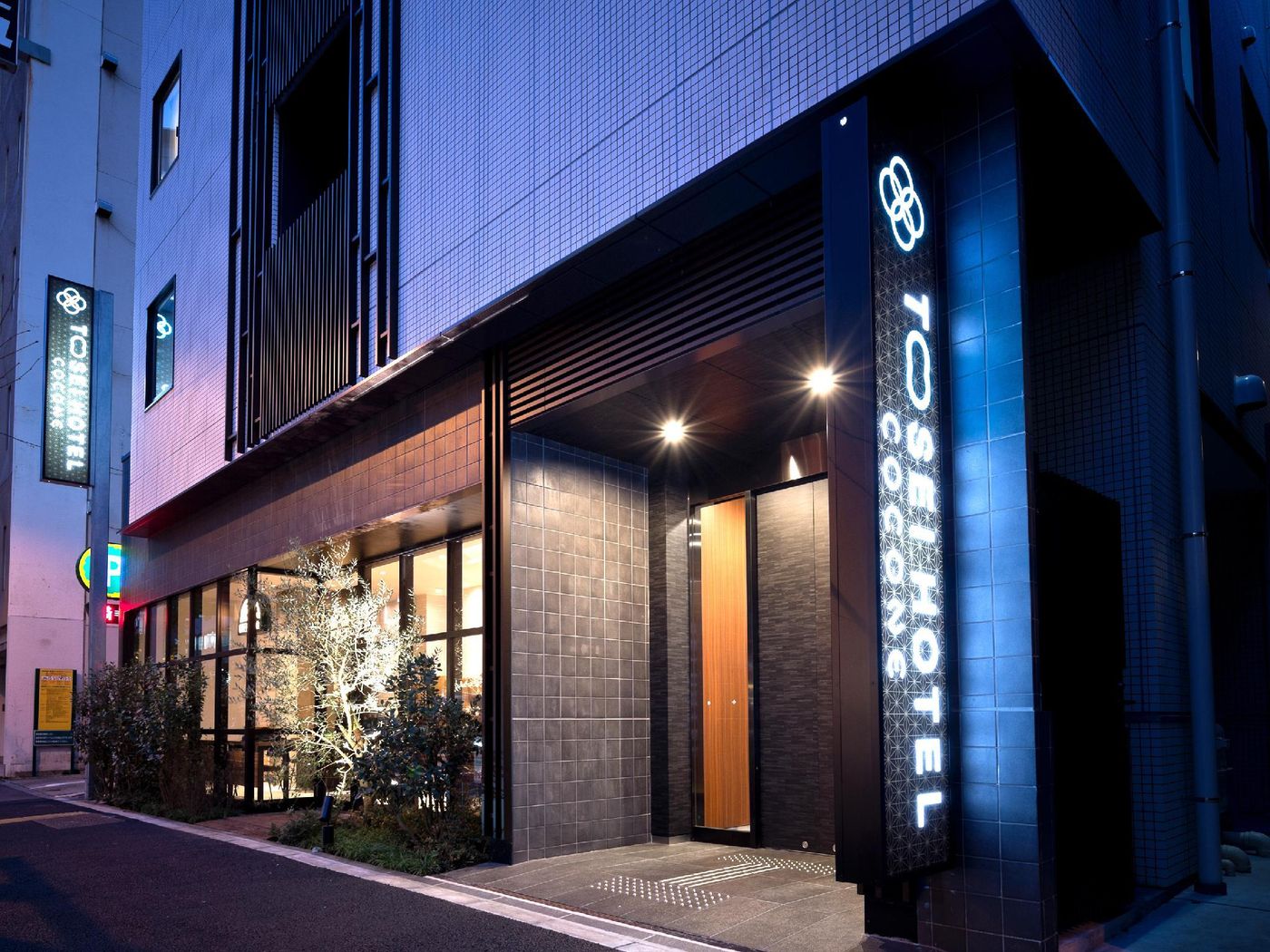 Tosei Hotel Cocone Kanda-Japan-Tokyo-General view-2