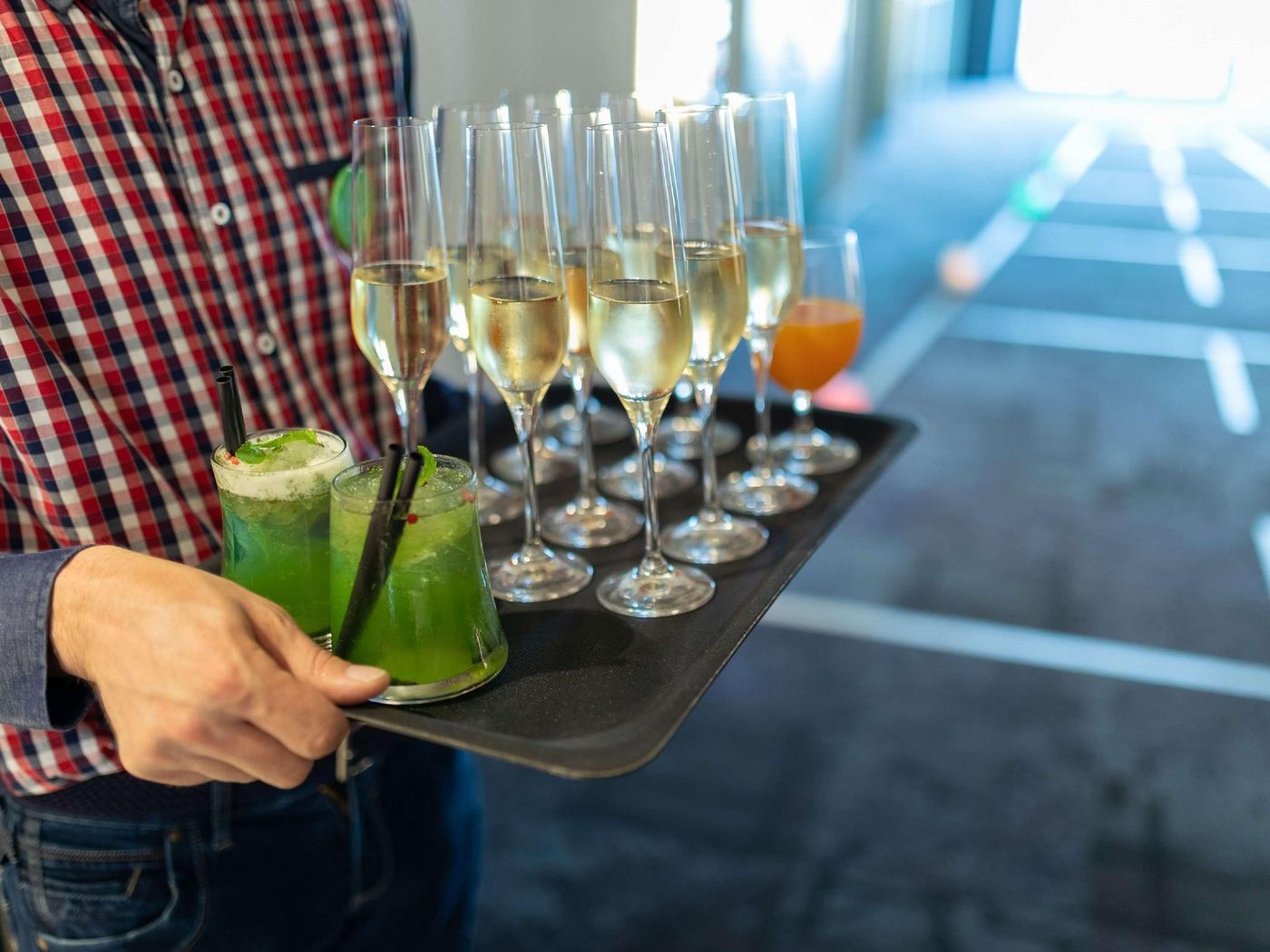 ibis-Styles-Budapest-Airport-Bar-47