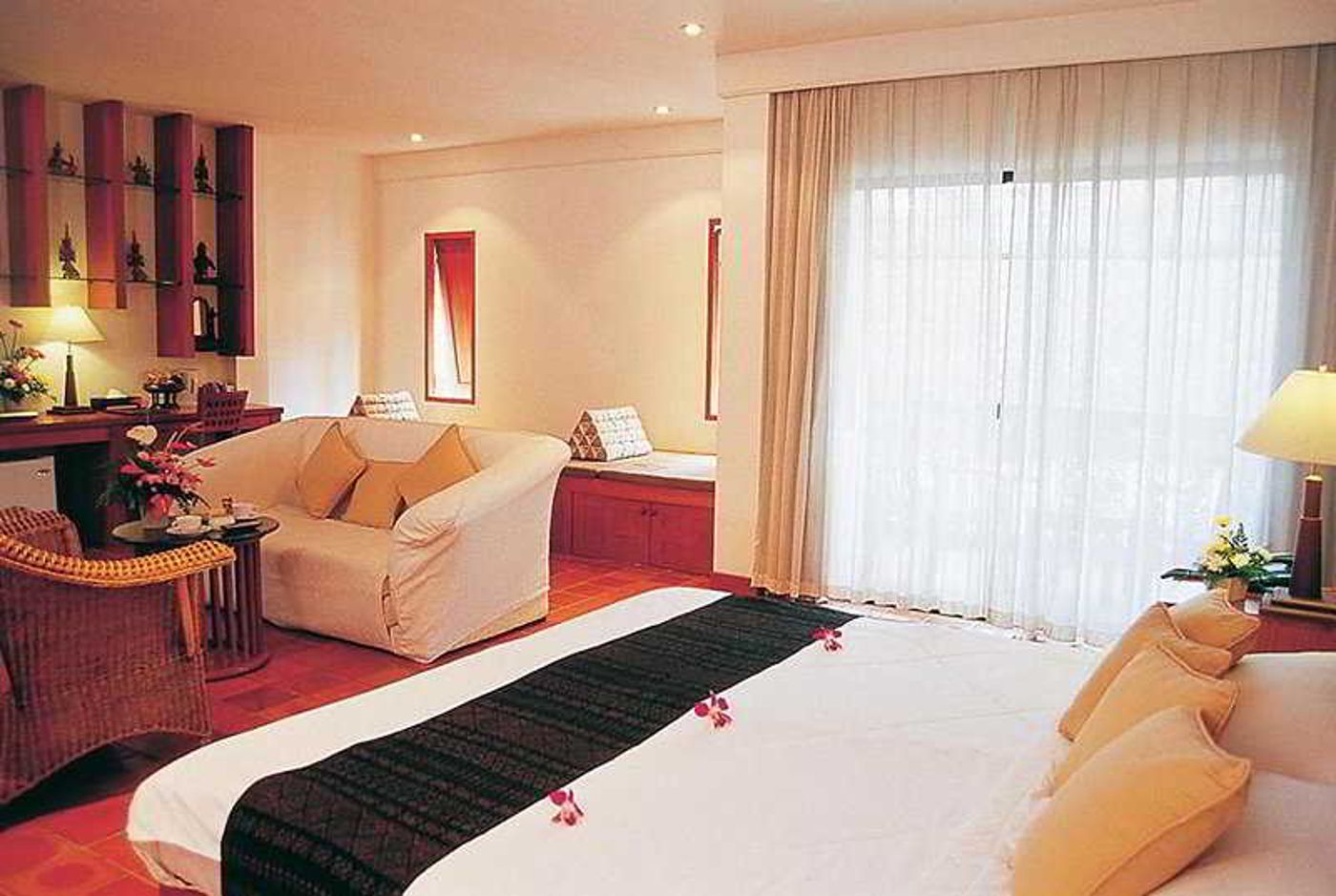 Salathai-Resort-Room-12