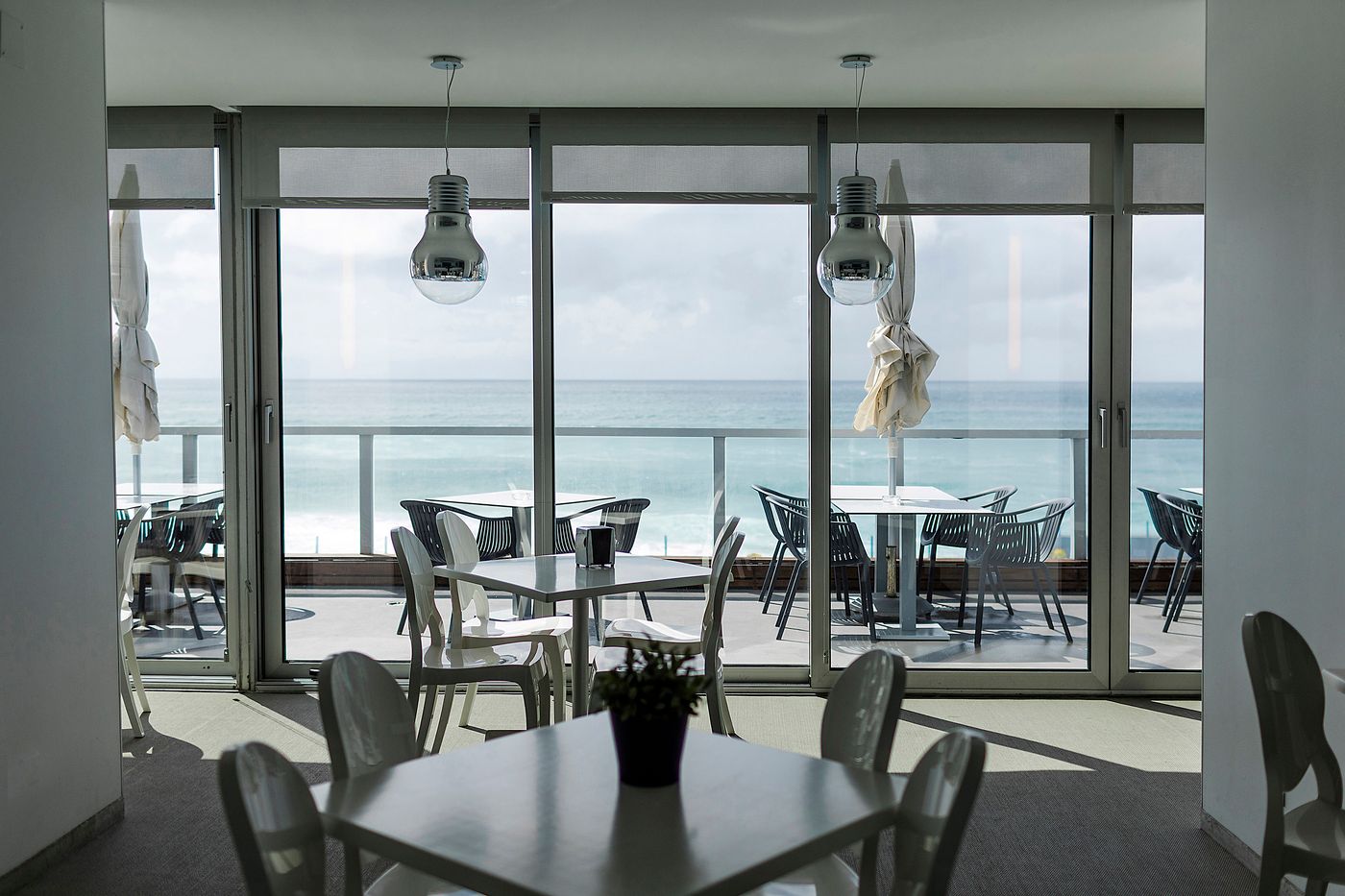 HOTEL-ARRIBAS-Restaurant-6