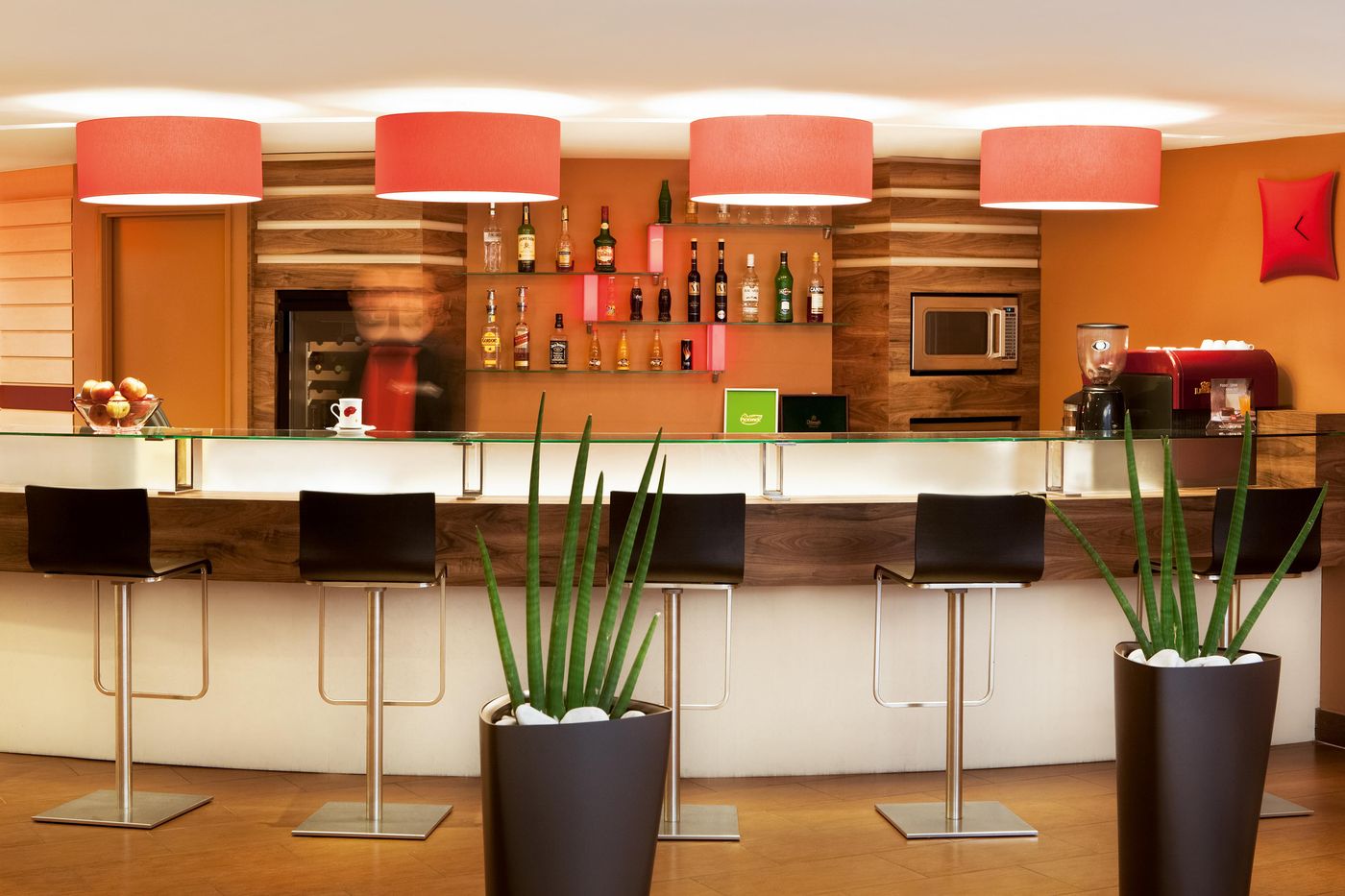 Ibis-Budapest-Centrum-Bar-11