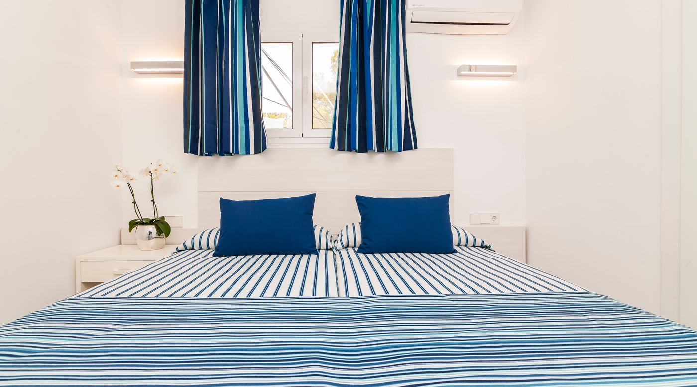 Globales-Montemar-Room-27