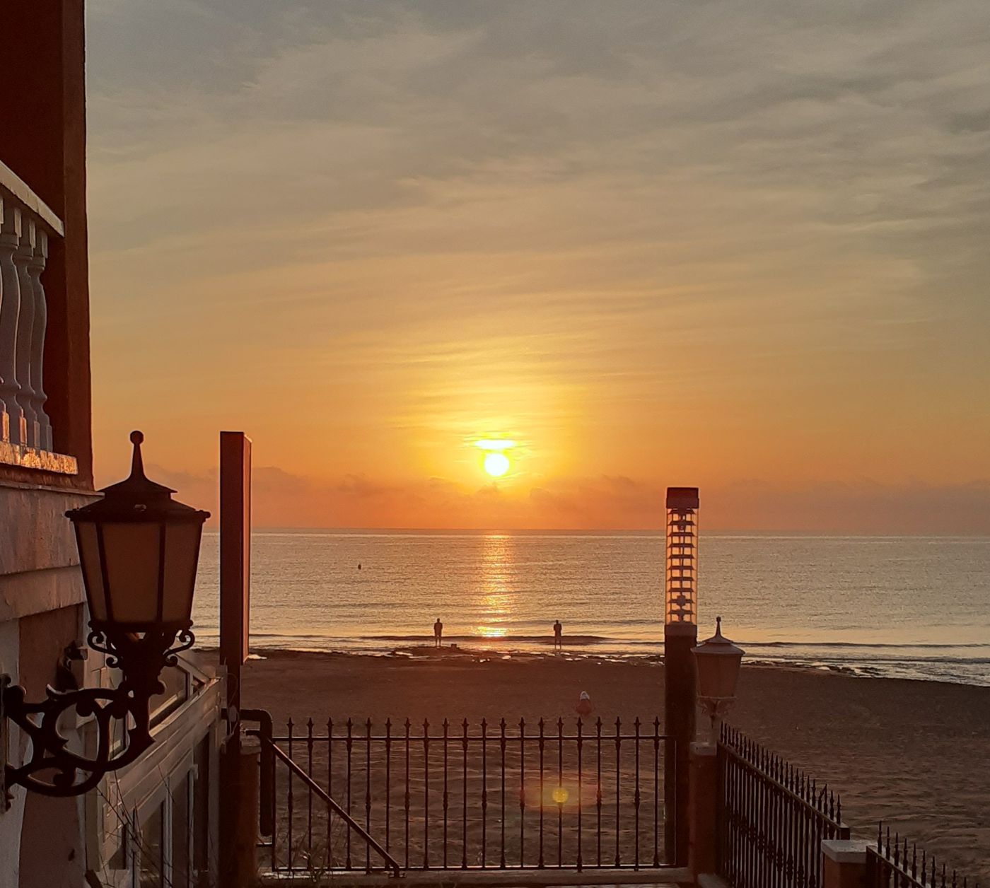 Lloyds-Beach-Club-Sports-and-Entertainment-60