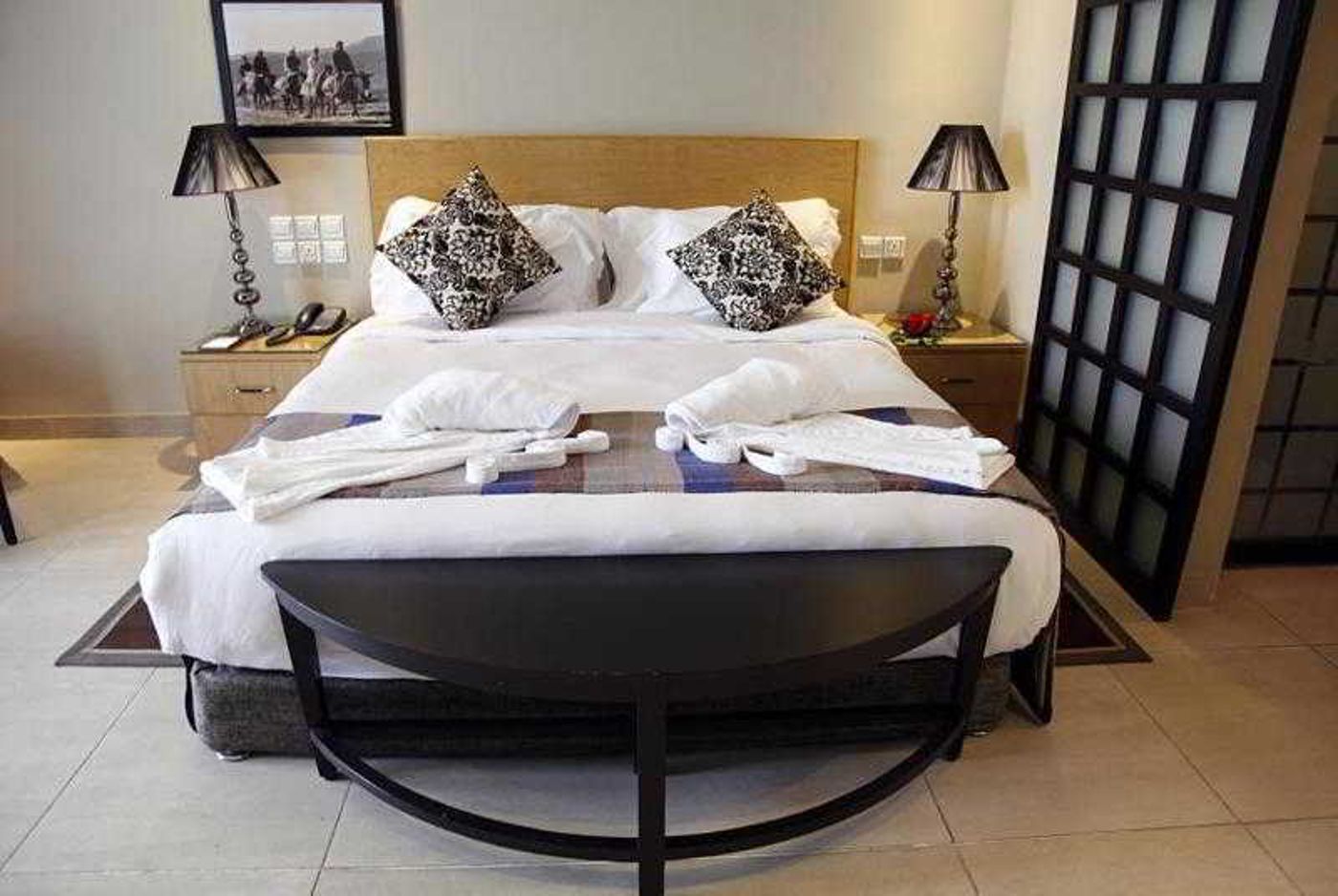 Adam-Park-Hotel---Spa-Room-27