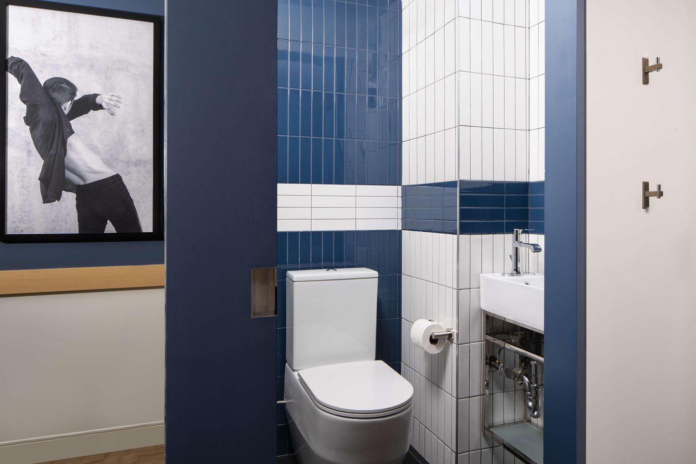 Motto-by-Hilton-New-York-City-Chelsea-Room-60