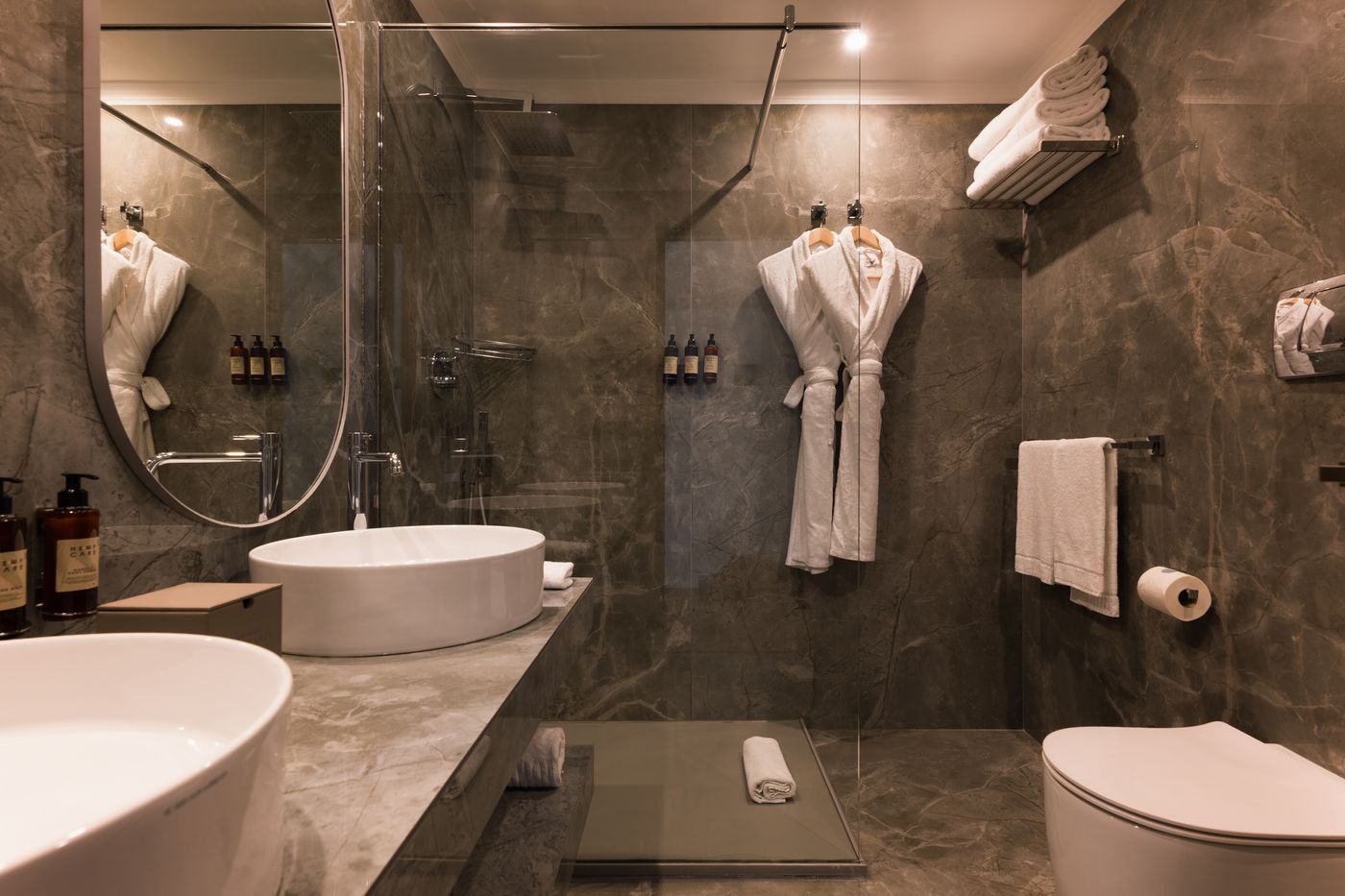 Mazzaro-Sea-Palace-Room-30