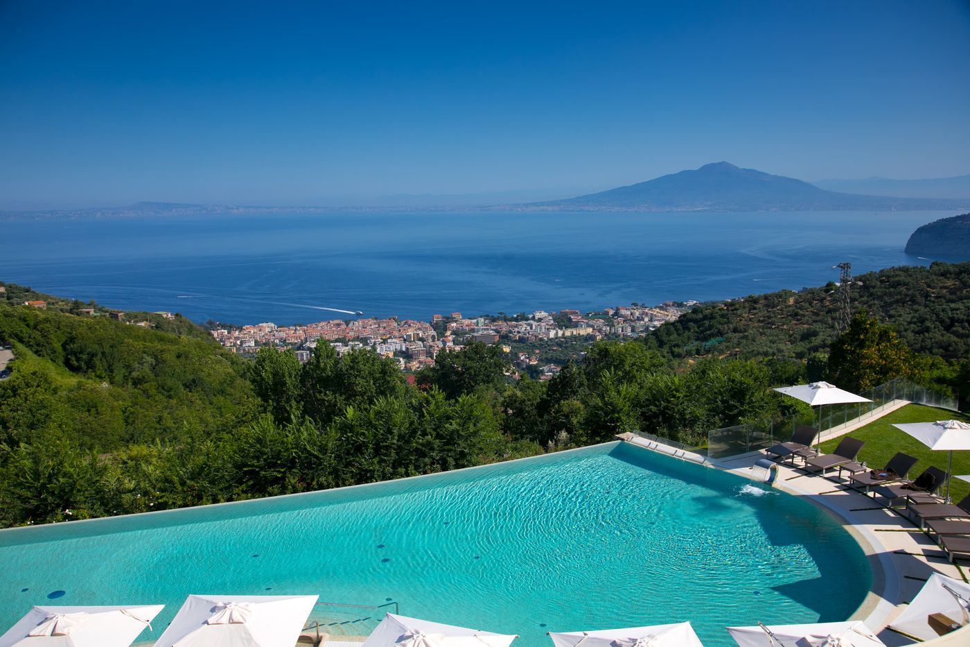 Grand-Hotel-Due-Golfi-Pool-43