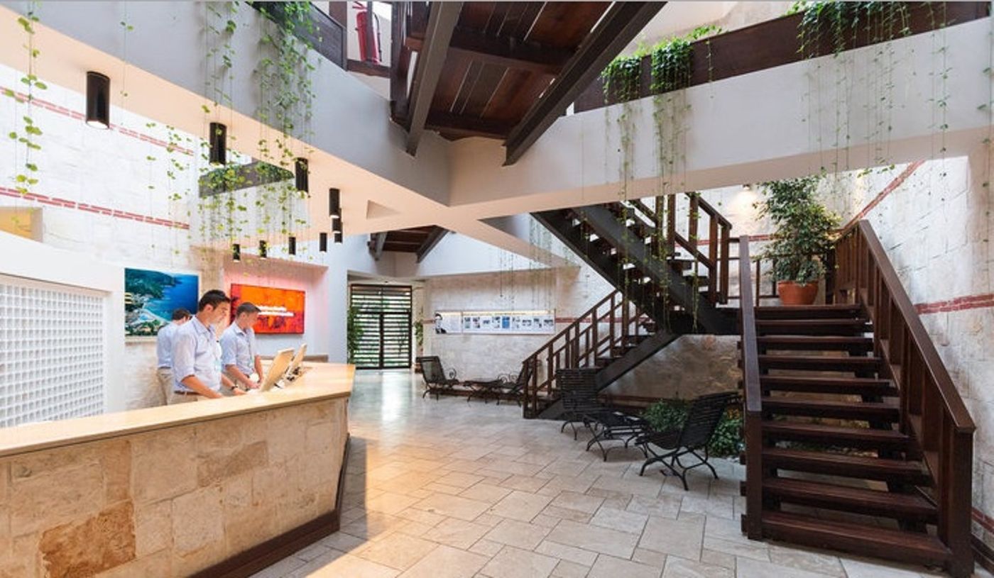 Hillside-Beach-Club-Lobby-17