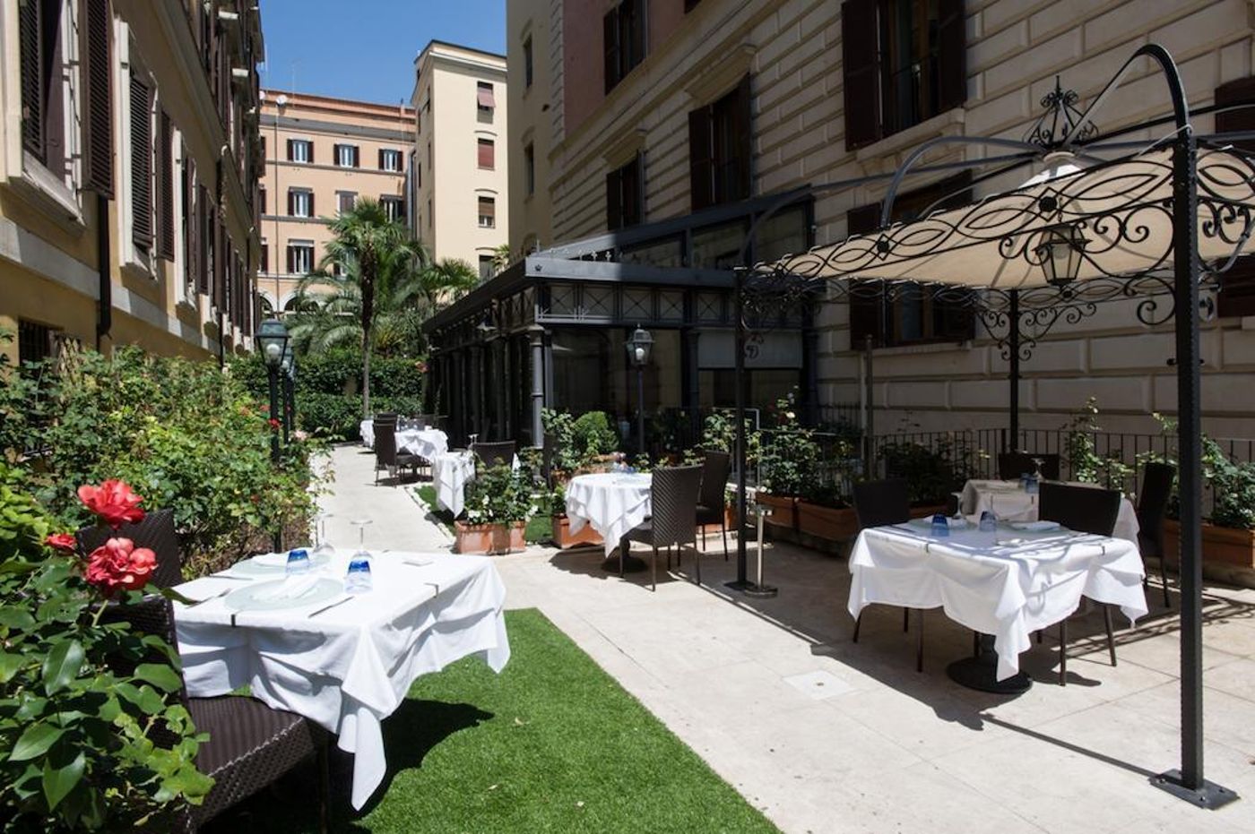 Rose-Garden-Palace-General-view-1