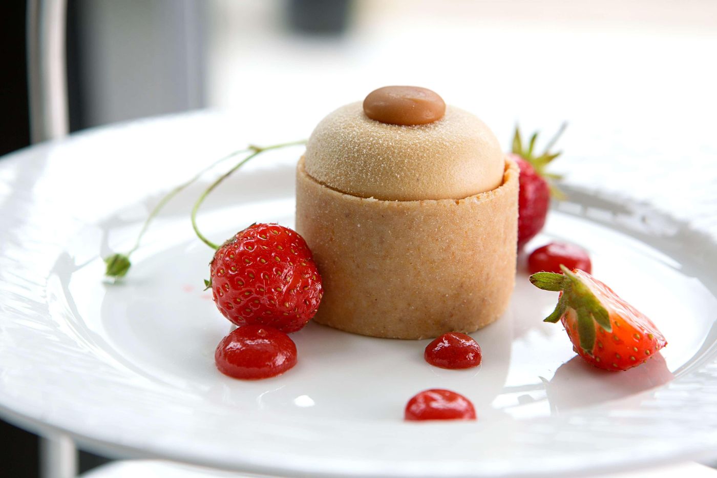 Waldorf-Astoria-Versailles---Trianon-Palace-Restaurant-64