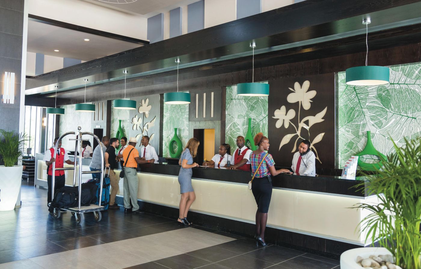 Riu-Club-Negril-All-Inclusive-Lobby-35