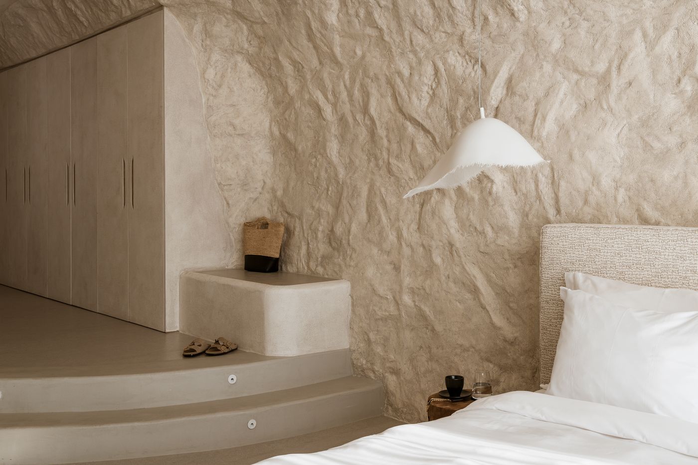 One-Of-One-Hotel-Room-19