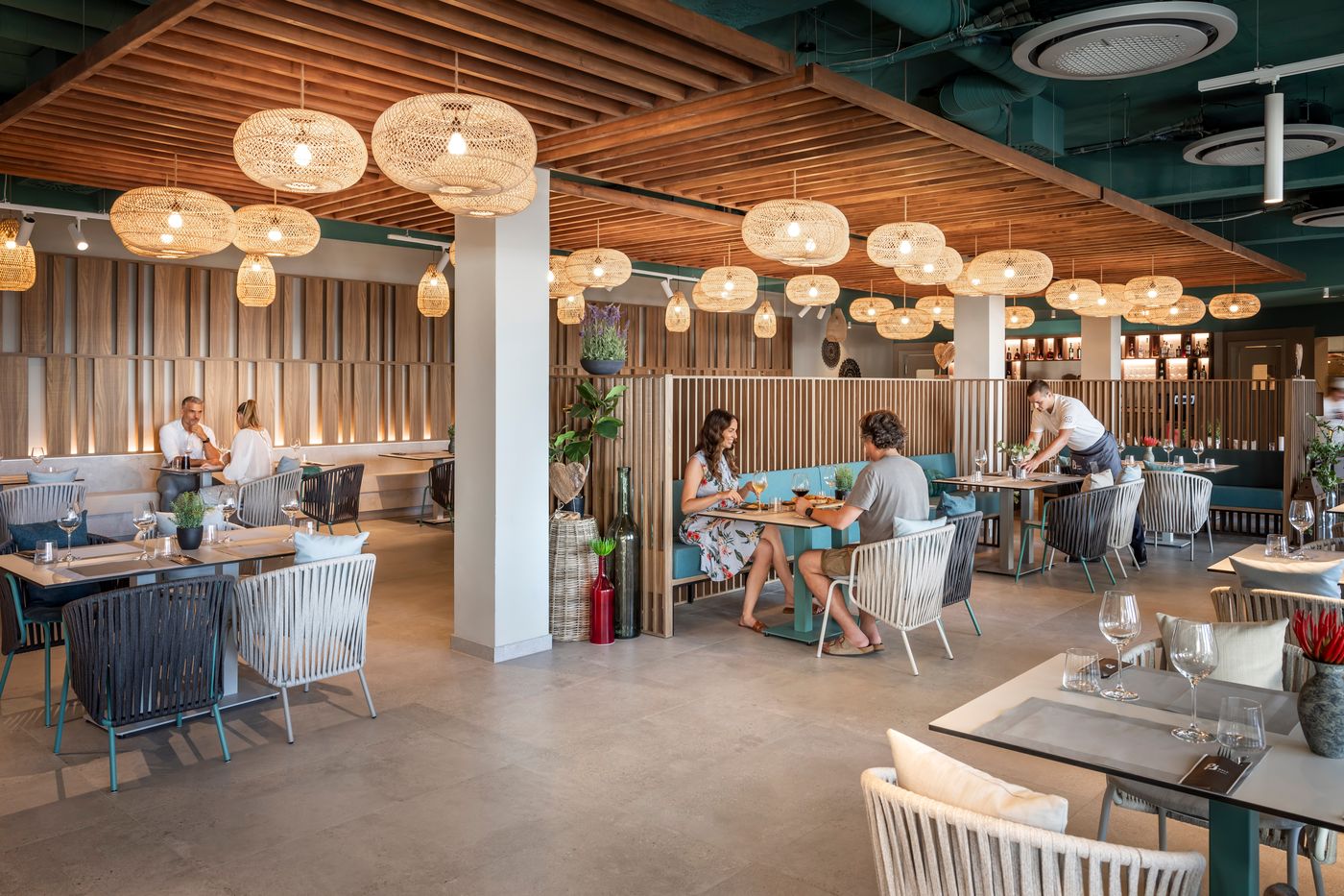 Aminess-Avalona-Camping-Resort-Restaurant-65