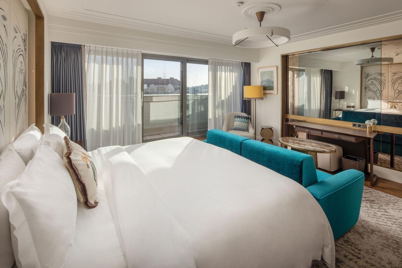 Matild-Palace--a-Luxury-Collection-Hotel-Room-41