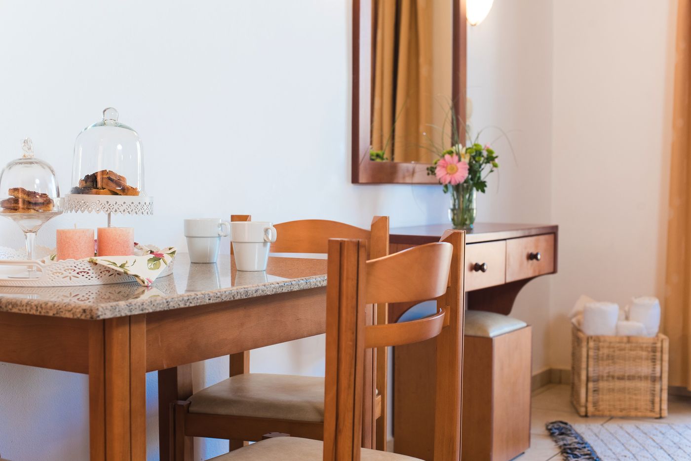 Yiannis-Manos-Apartments-Room-69