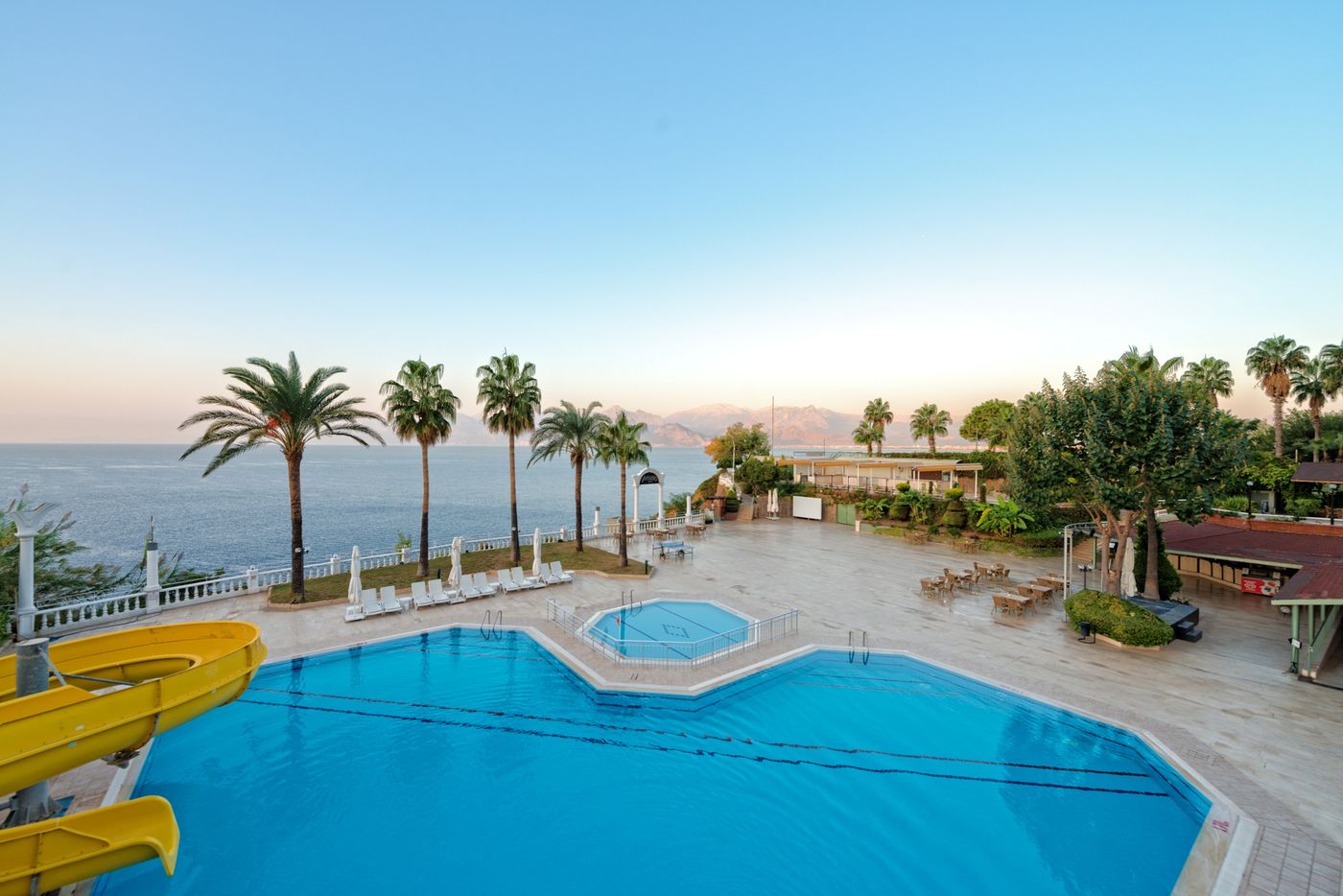 Adonis-Hotel-Antalya-Pool-1