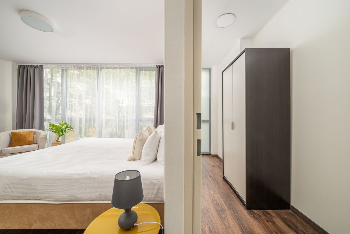 Vagabond-Downtown-Room-44