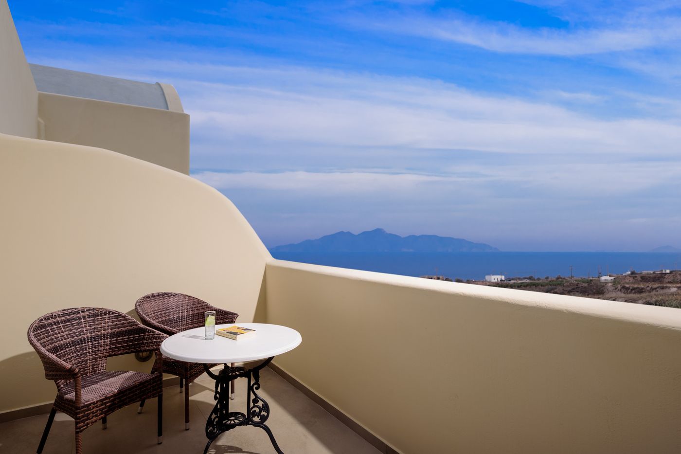 Aliter-Suites-Room-50