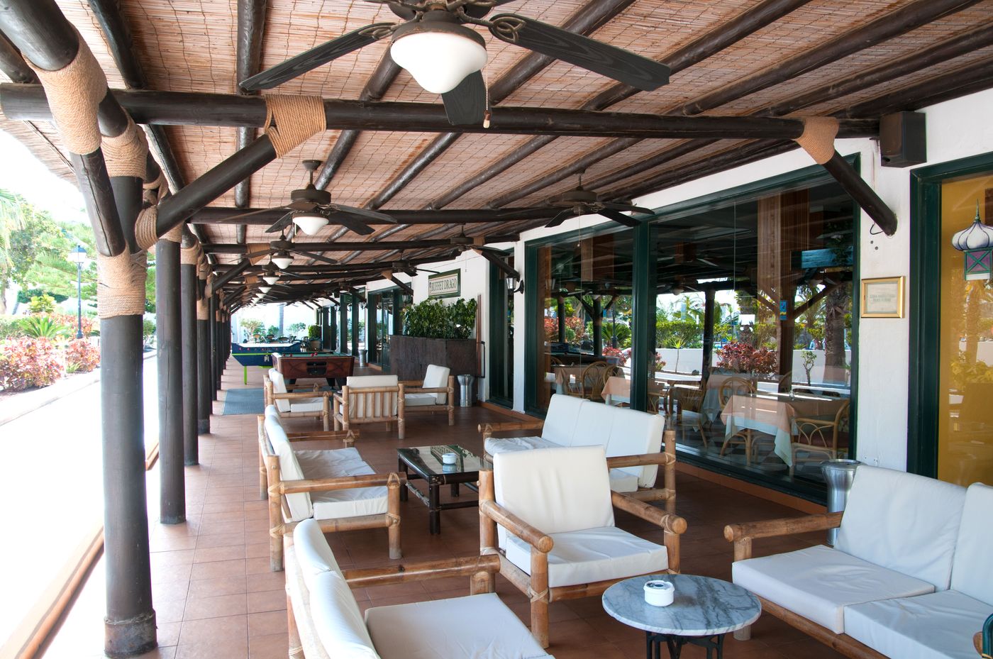 Blue-Sea-Costa-Bastian-Bar-12