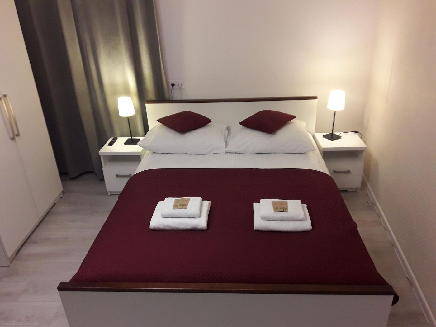 Cracow-Central-Aparthotel-Room-19