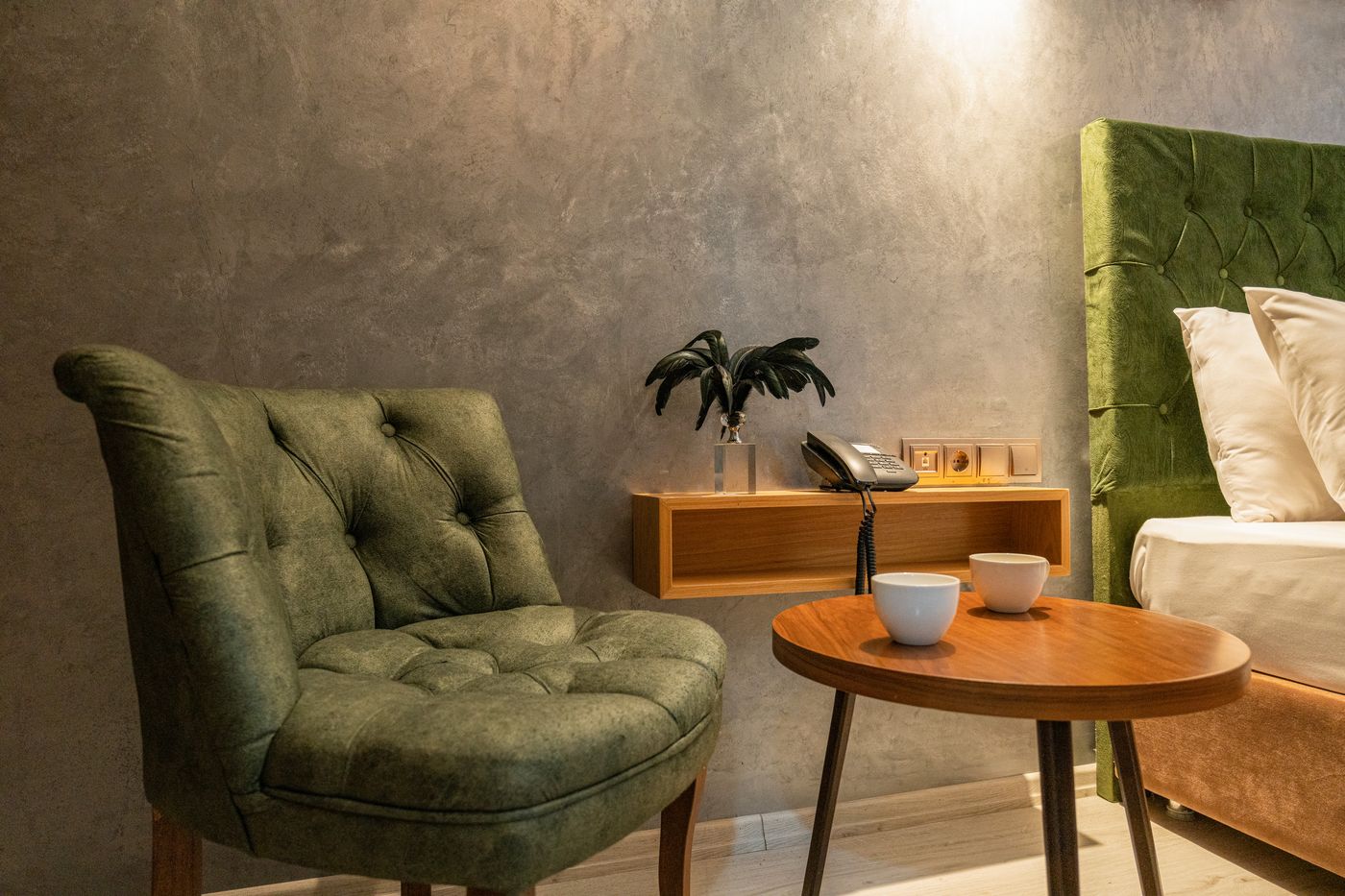 Monezza-Hotel-Room-48