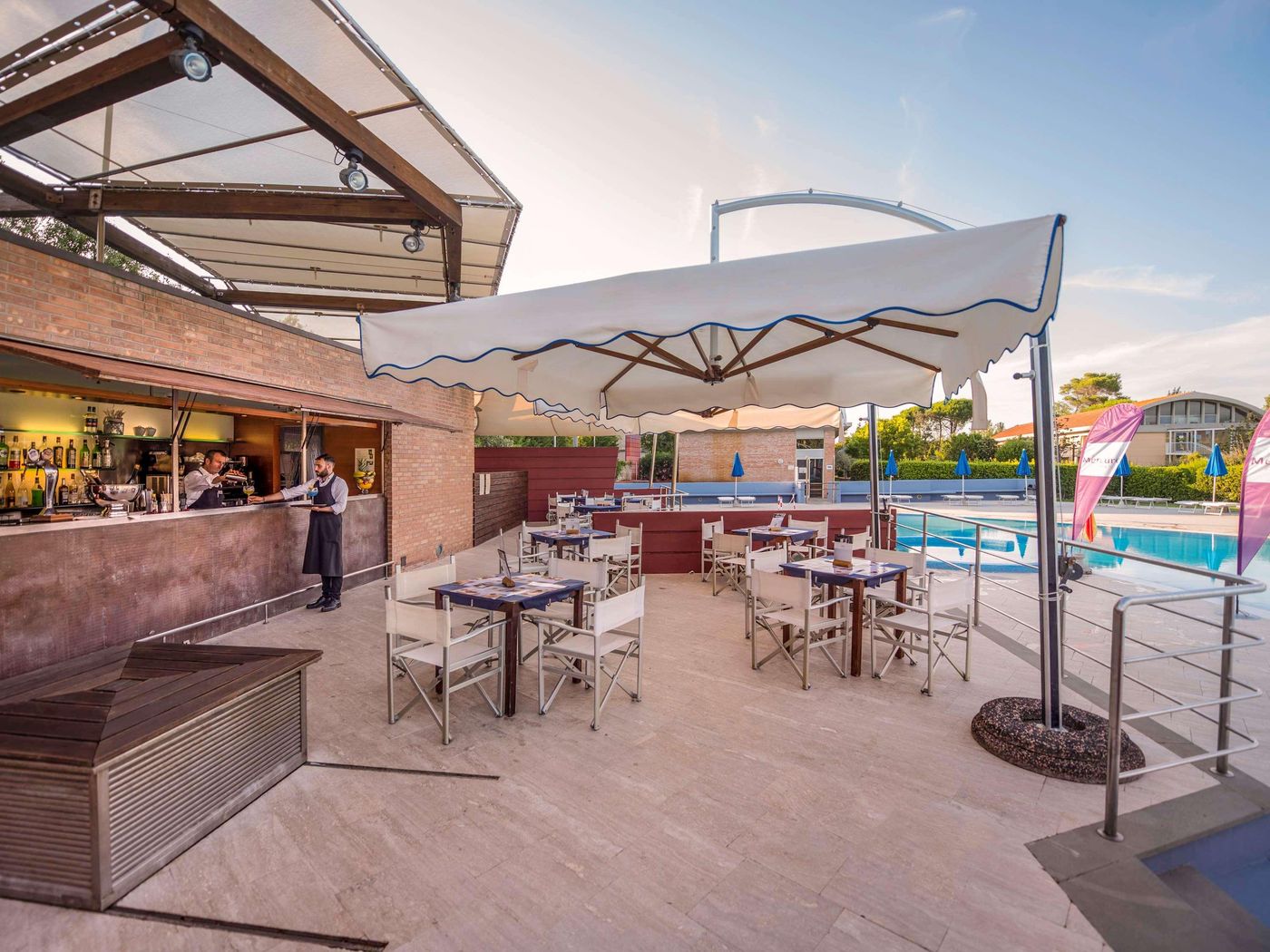 TH-Tirrenia---Green-Park-Resort-Bar-42