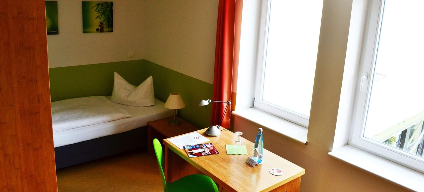Ecoinn Hotel Am Campus-Germany-ESSLINGEN-Room-7