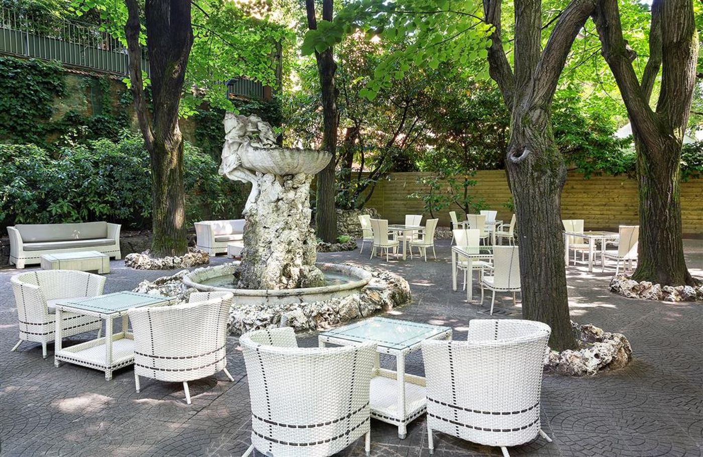 Sheraton-Diana-Majestic-General-view-53