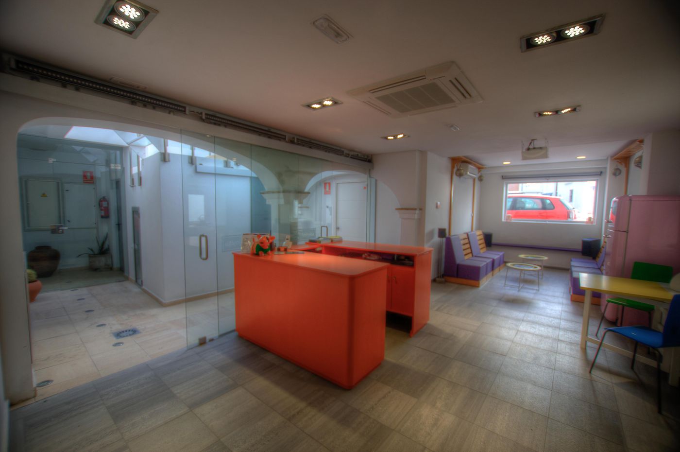 La-Joyita-De-Tarifa-Lobby-16