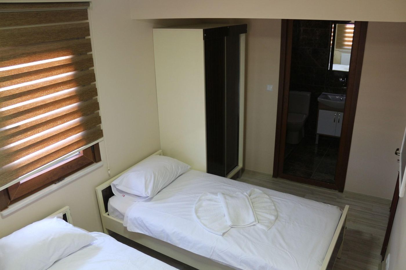 Beyoglu-Huzur-Hotel-Room-16