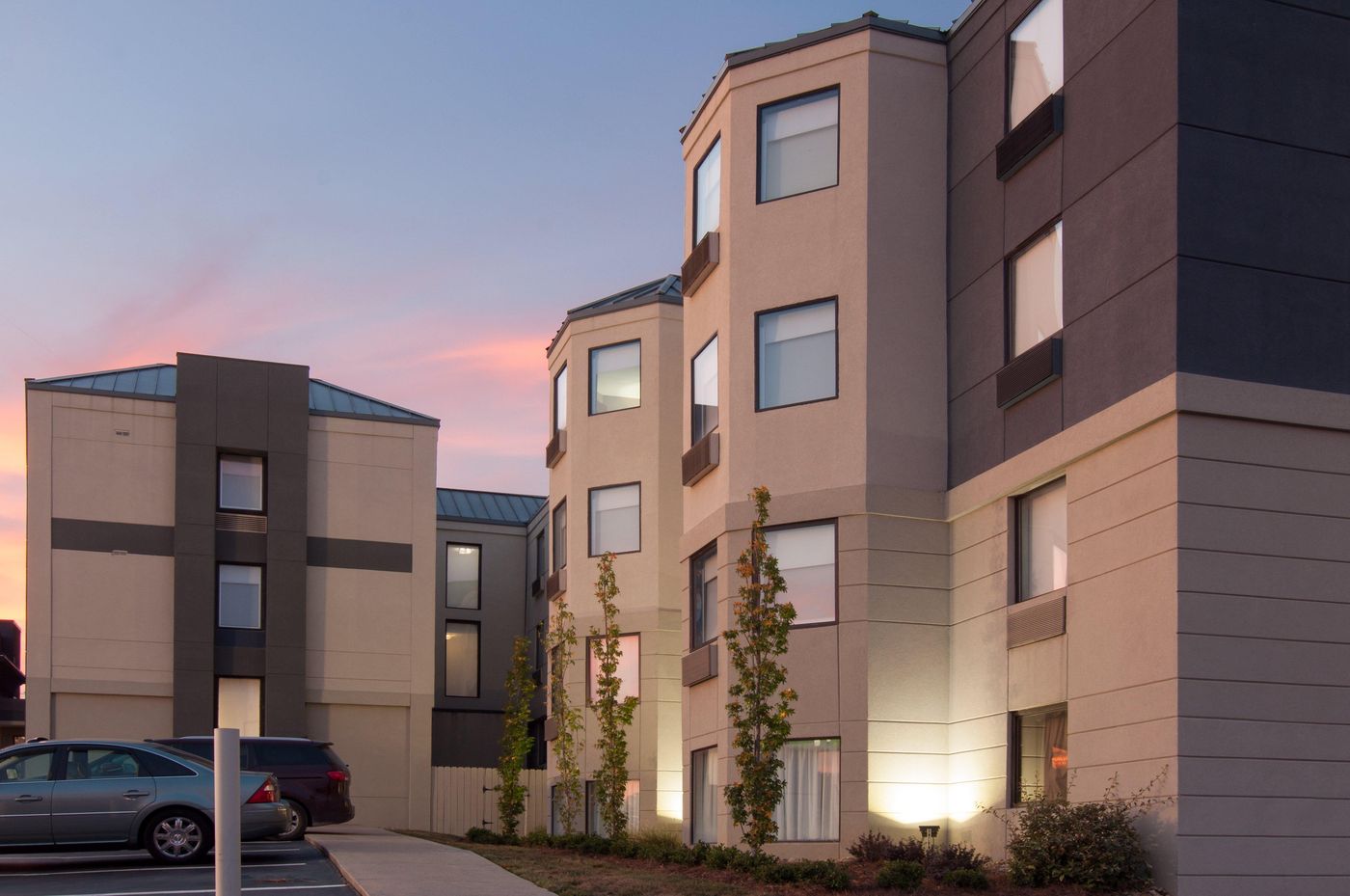 Holiday Inn Express & Suites Nashville I-40 & I- 2-United States-NASHVILLE-General view-7