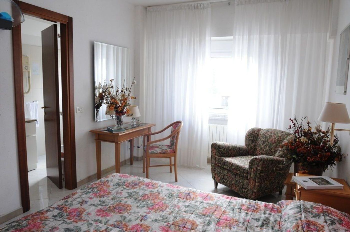 5-Miglia-Hotel---SPA-Room-9