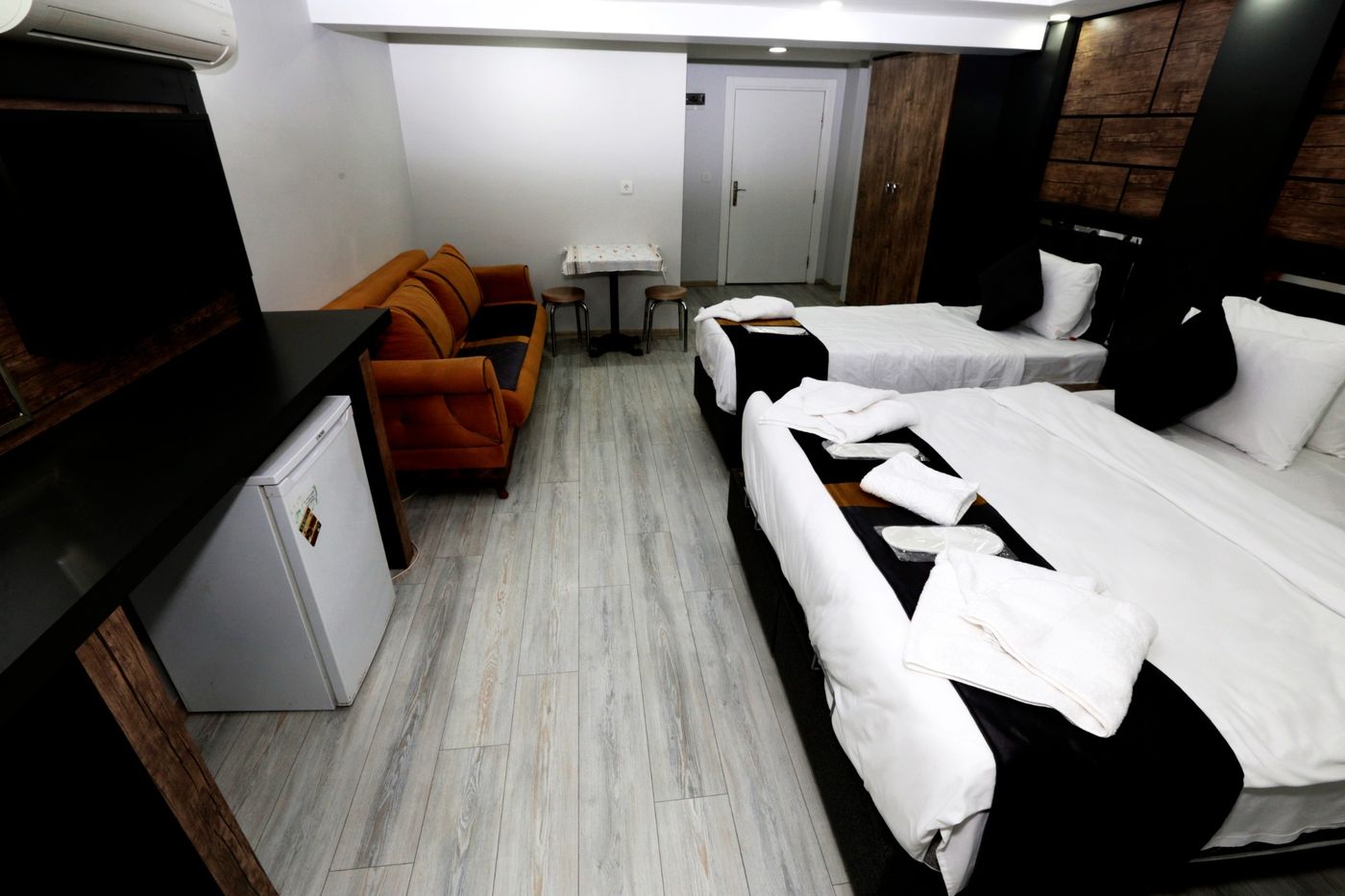 Mila-Suites-Taksim-Room-10