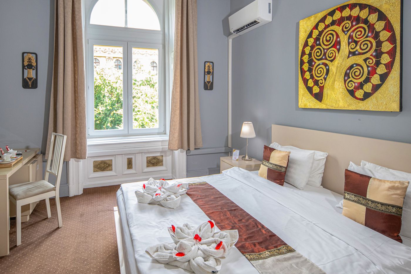 Andrassy-Thai-Hotel-Room-7