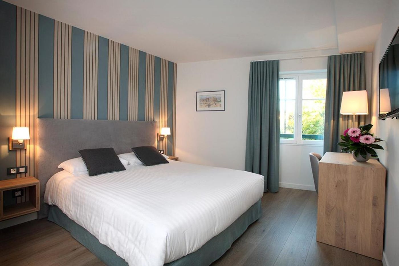 De la Nivelle-France-SAINT-PÉE-SUR-NIVELLE-Room-6