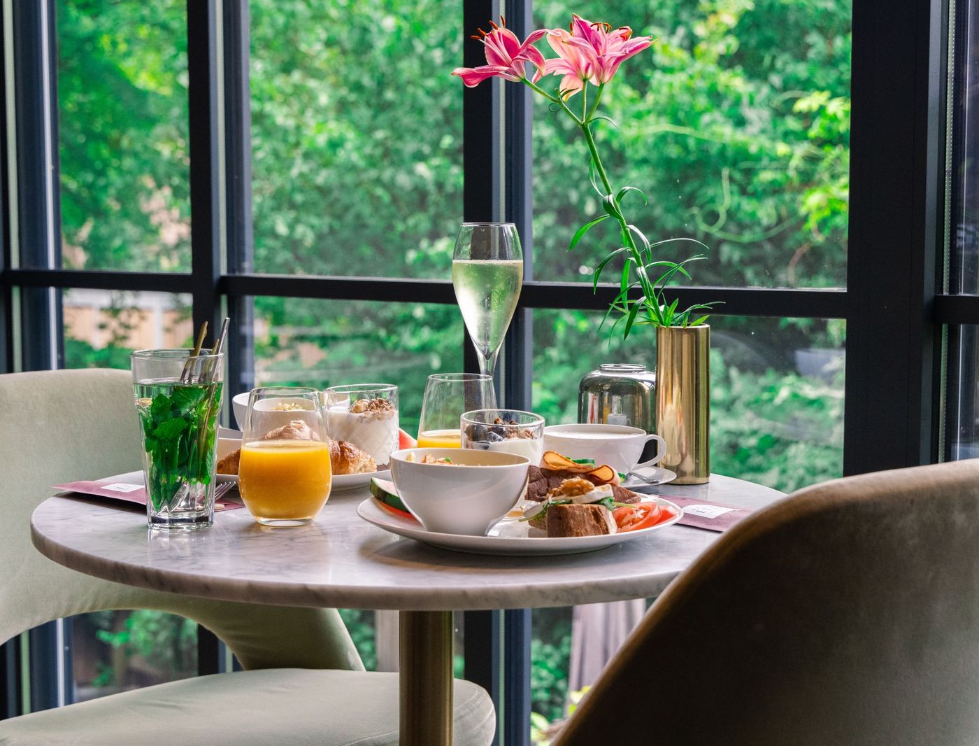 Maison-ELLE-Amsterdam-Lobby-5