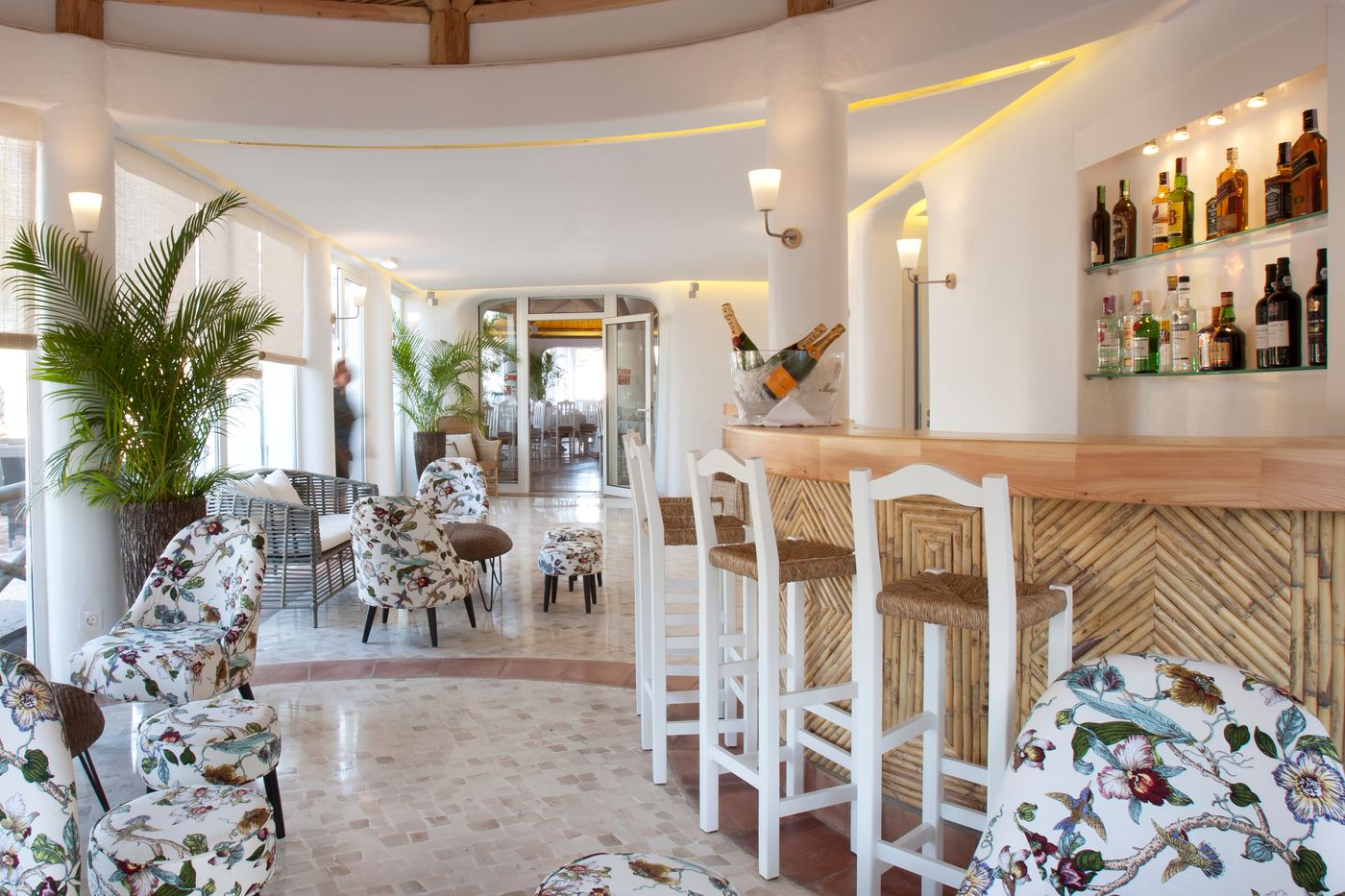 Encosta-do-Lago-Resort-Bar-48