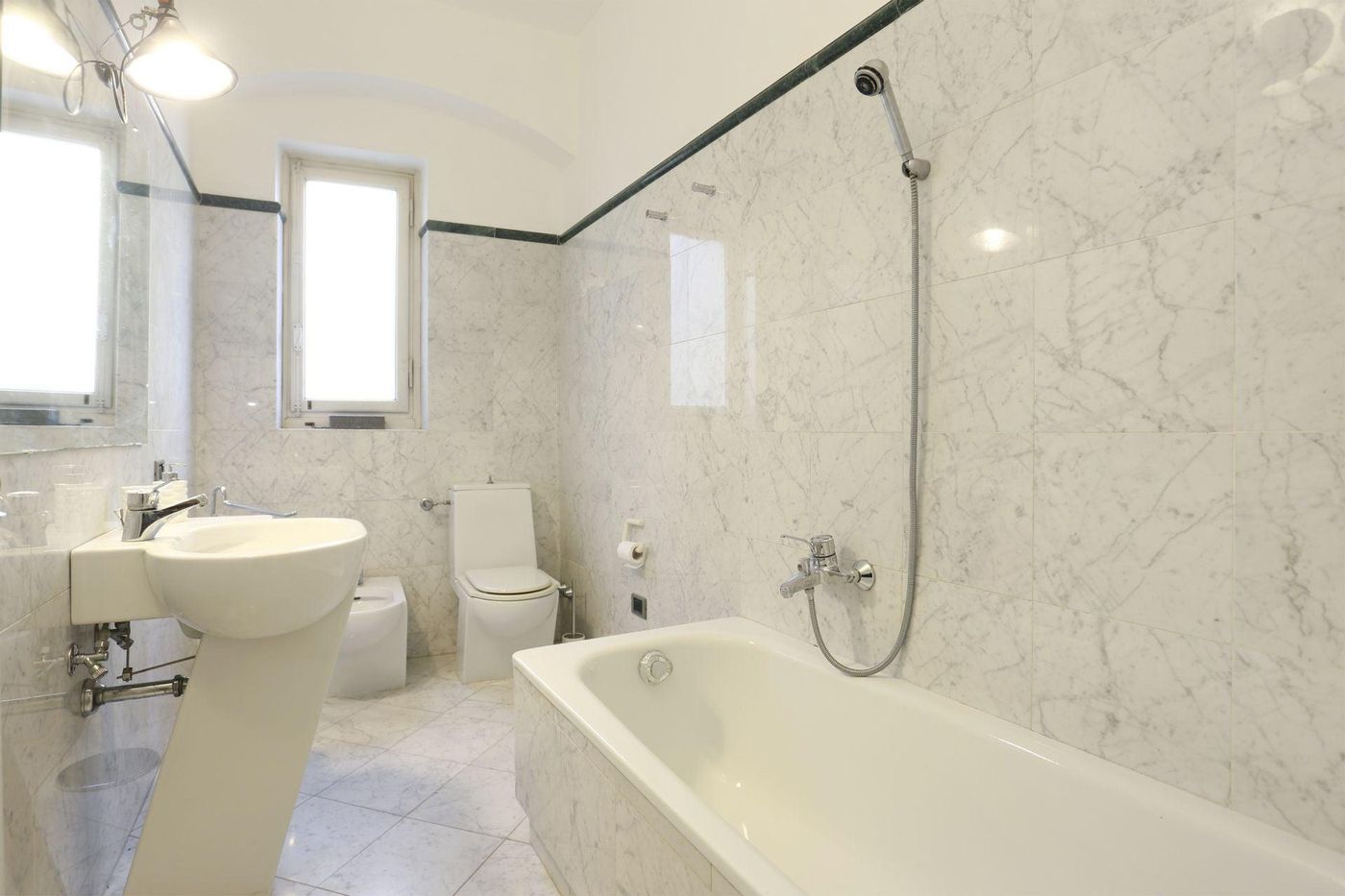 B-B-Pergola-House-Room-20