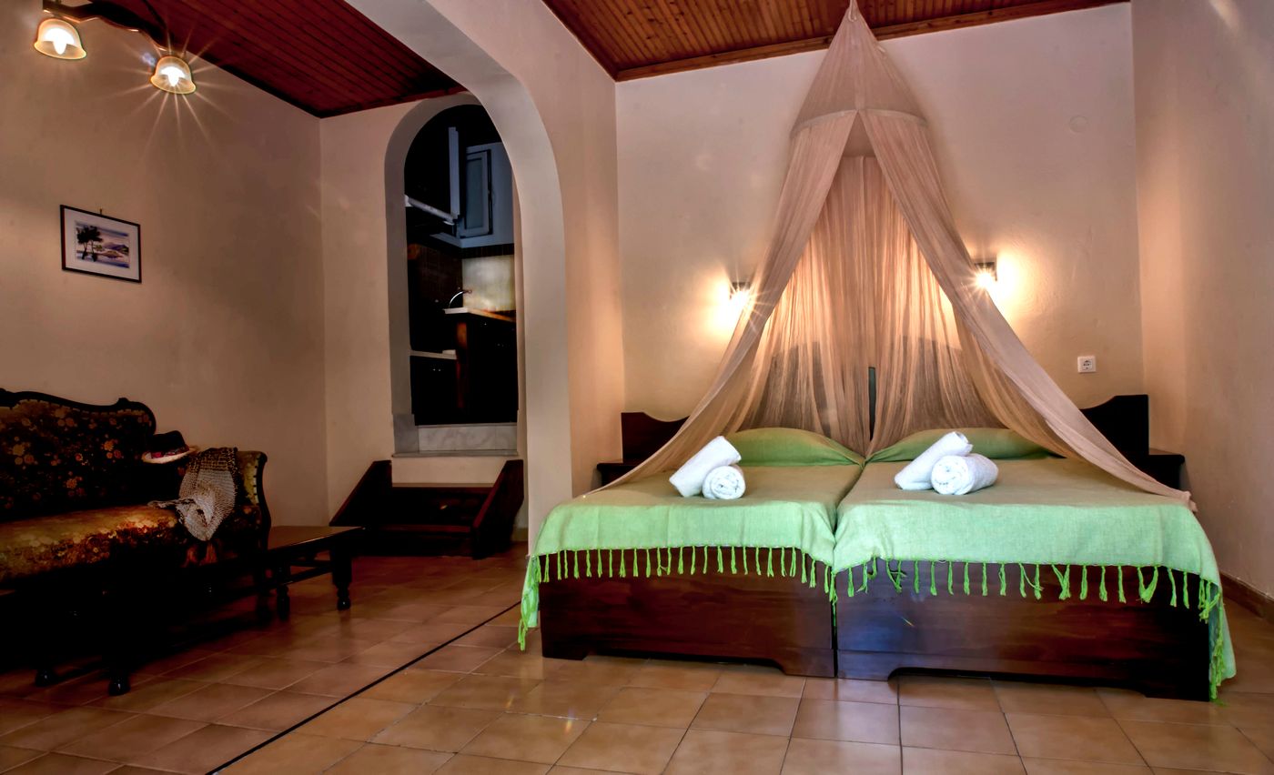 Fouxia-Apartments-and-Studios-Room-38