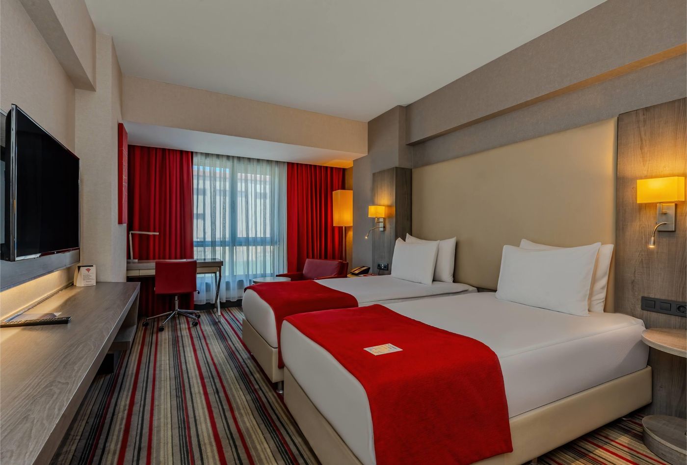 Ramada-Plaza-Izmir-Room-11