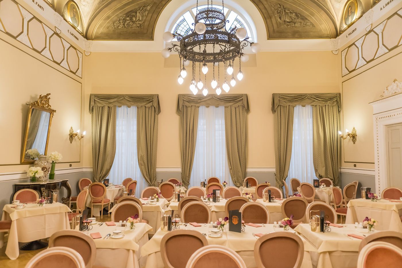 Bernini-Palace-Restaurant-56