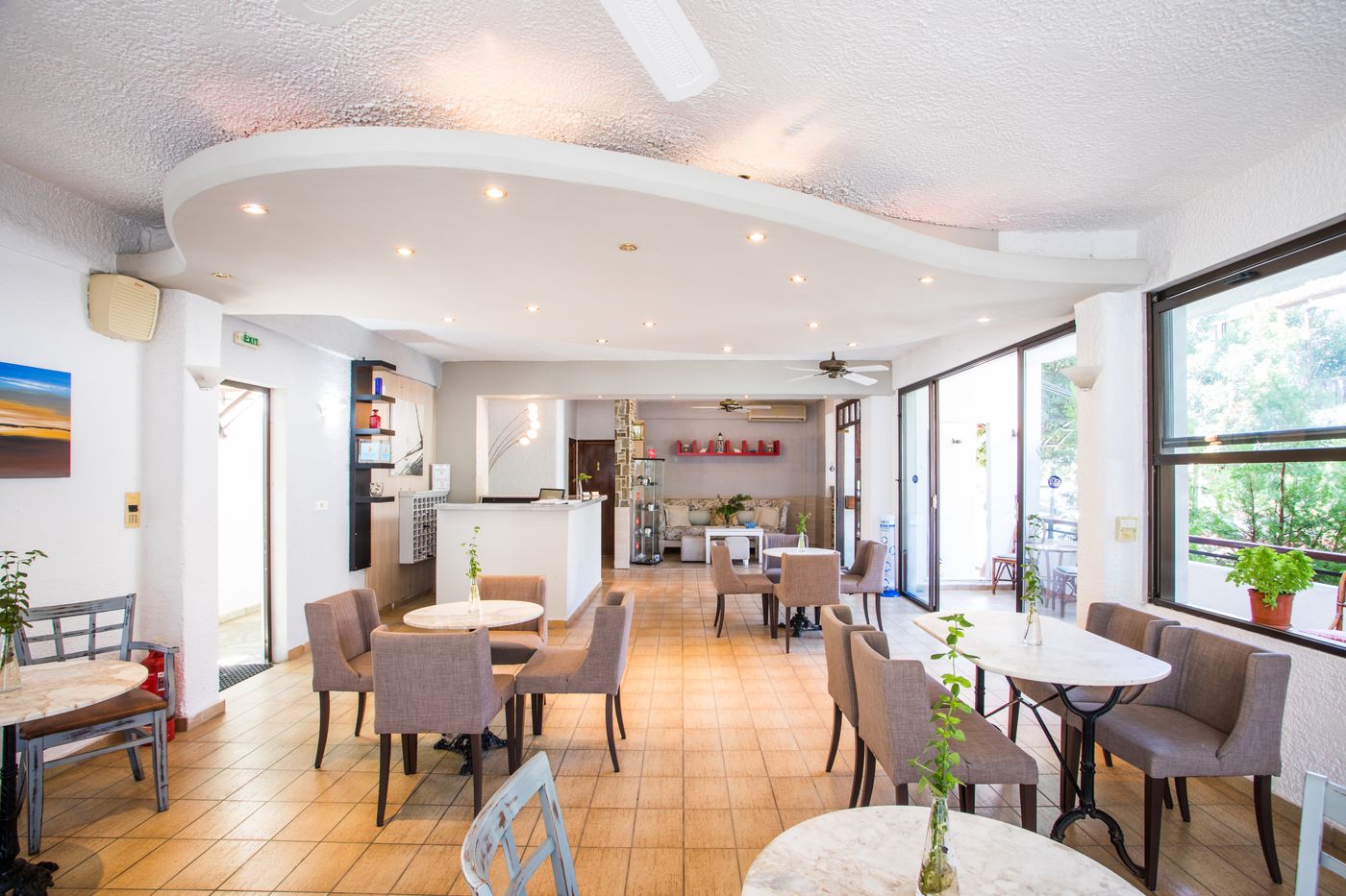 Potidea-Golden-Beach-Lobby-22