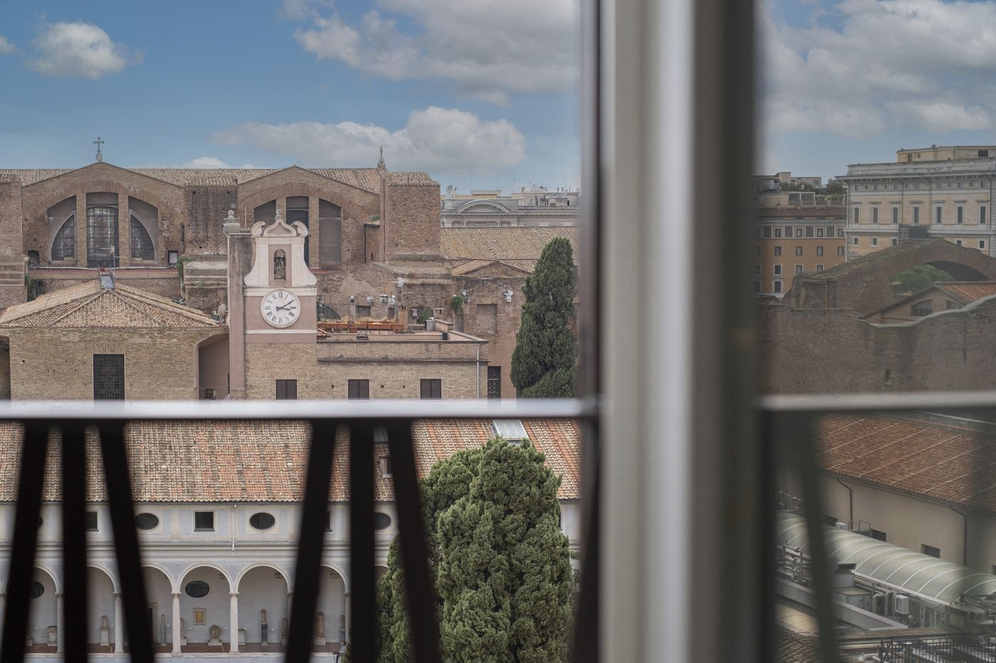 Camplus-Hotel-Roma-Centro-Room-10
