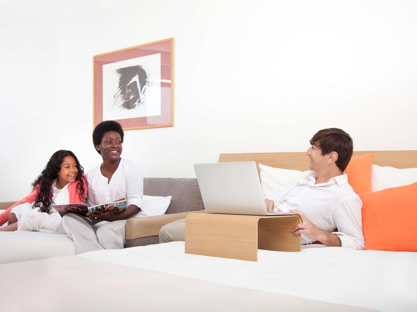 Novotel-Brussels-Centre-Midi-Station-General-view-35