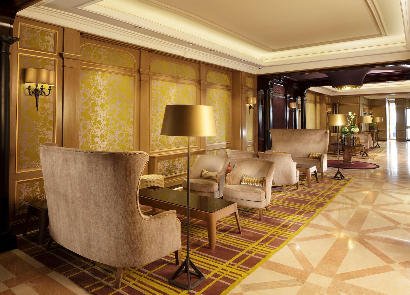 Rochester-Champs-Elysees-Lobby-18