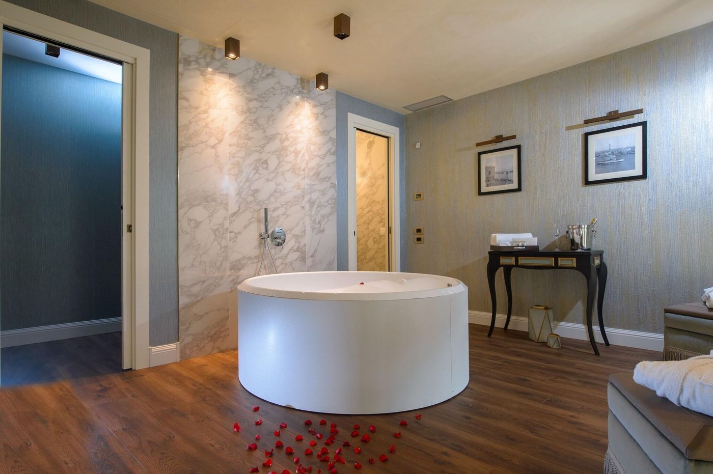 Palazzo-Veneziano-Room-88